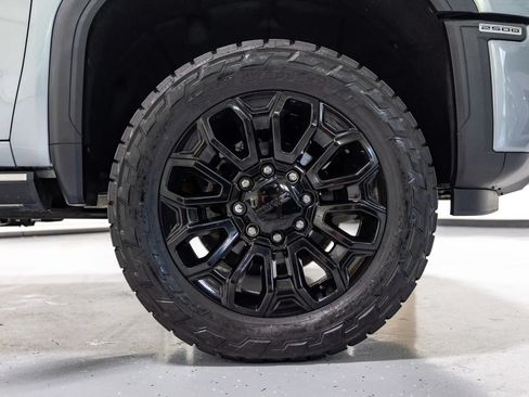 Used 2024 GMC Sierra 2500 Denali Ultimate AWD/4WD image 29