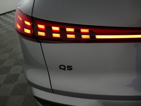 New 2025 Audi Q5 Premium Plus image 29