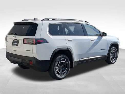 New 2026 Jeep Cherokee Laredo AWD/4WD image 2