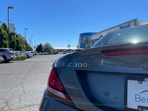 Used 2019 Mercedes-Benz SLC 300 image 13
