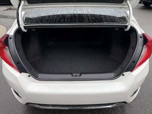 Used 2019 Honda Civic EX image 12