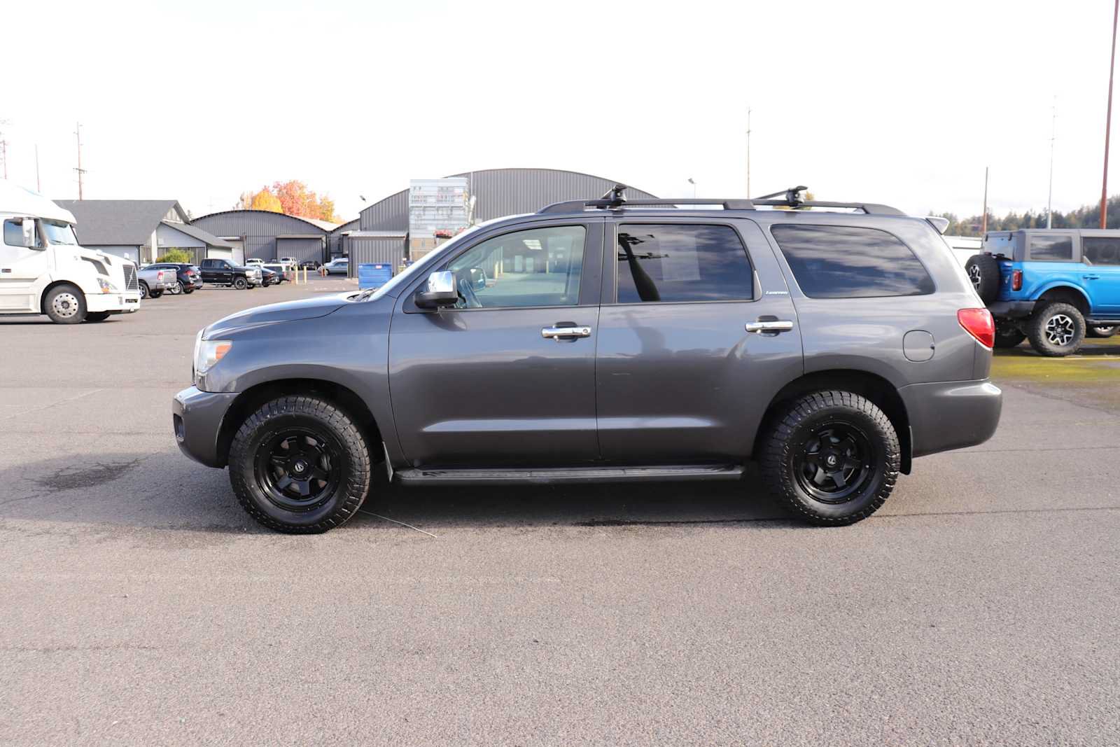 Used 2013 Toyota Sequoia Limited AWD/4WD image 8