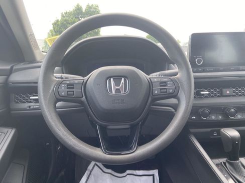 Used 2024 Honda Accord EX image 21