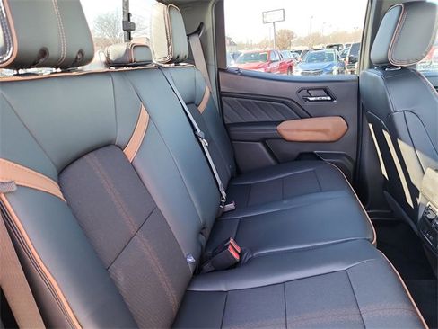 New 2026 GMC Canyon AT4 image 17