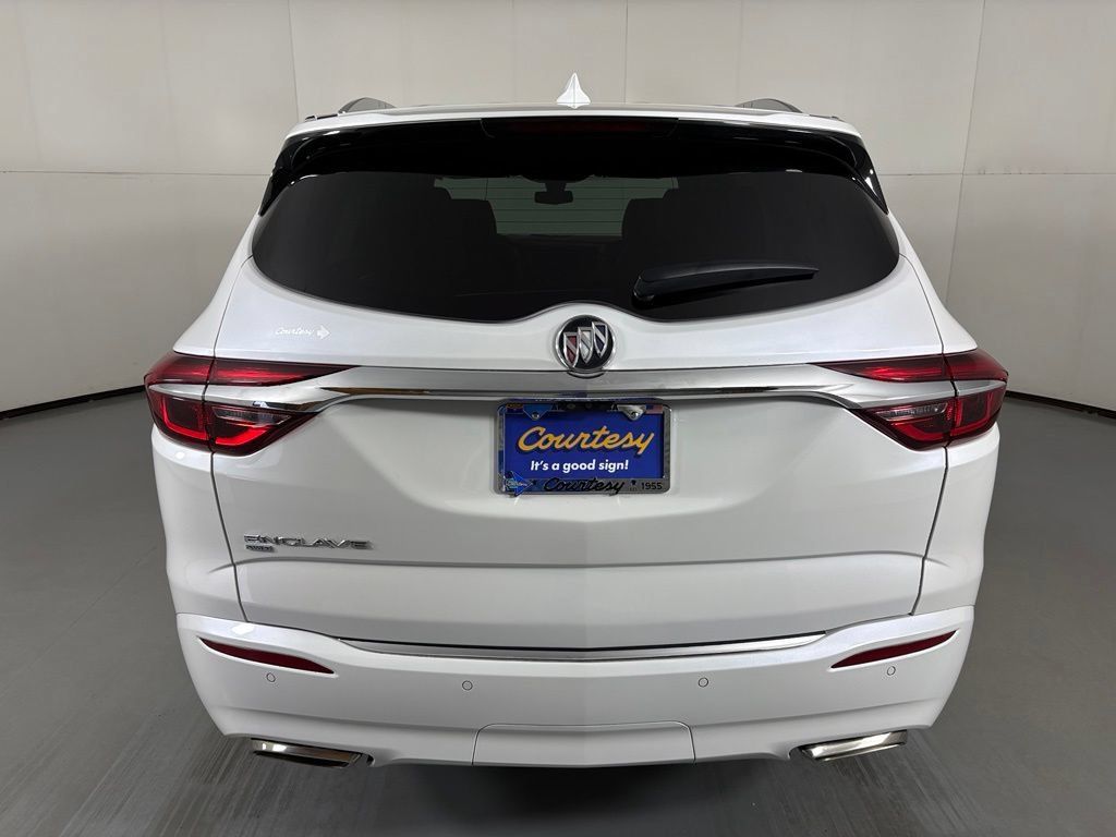 Used 2020 Buick Enclave Avenir w/ Avenir Technology Package AWD/4WD image 7