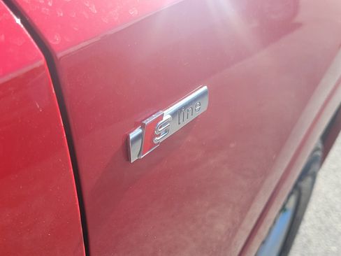 Used 2024 Audi Q3 2.0T Premium image 9