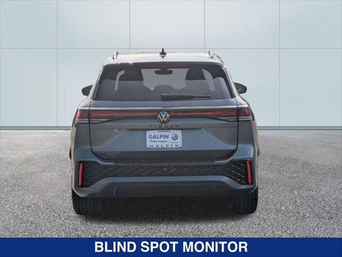 New 2026 Volkswagen Tiguan SE R-Line FWD image 4