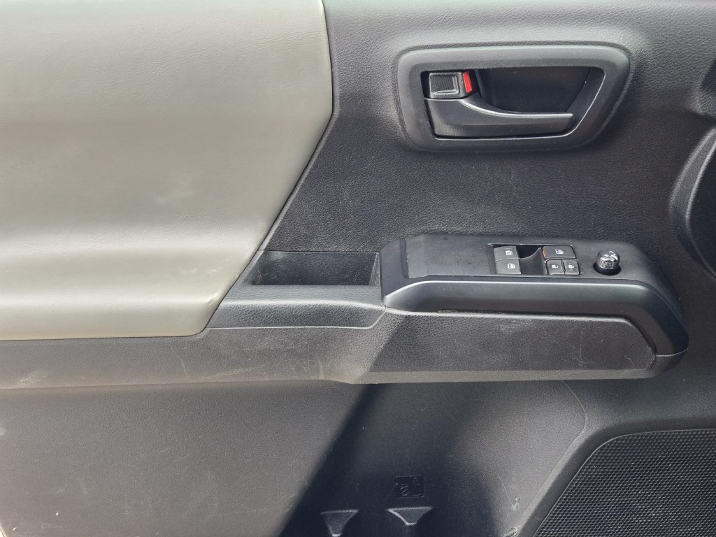 Used 2022 Toyota Tacoma SR RWD image 24