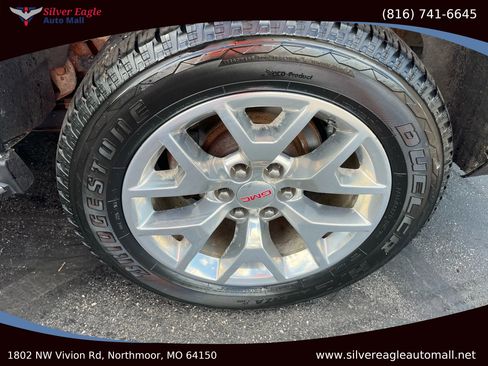 Used 2017 GMC Yukon SLE w/ SLE Value Package image 15