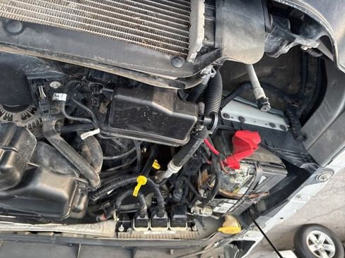 Used 2016 Ford F250 XLT w/ XLT Premium Package image 6