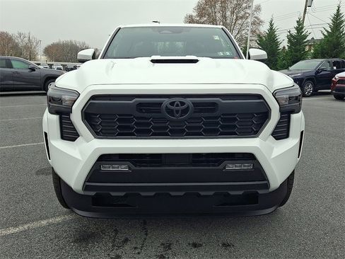 New 2025 Toyota Tacoma TRD Sport image 2