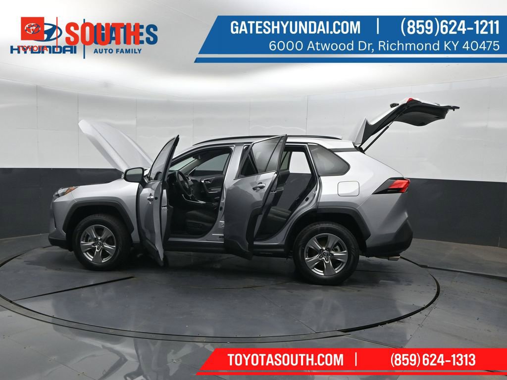 Used 2024 Toyota RAV4 XLE AWD/4WD image 52