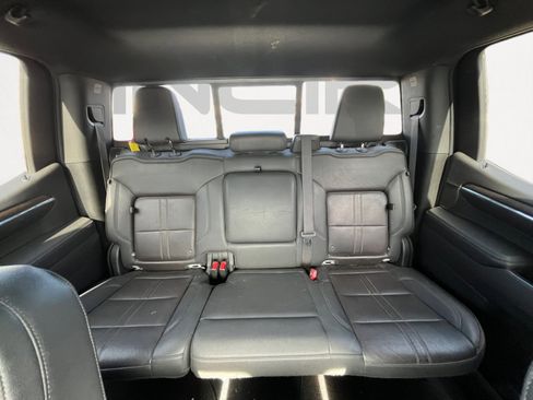 Used 2022 Chevrolet Silverado 1500 High Country AWD/4WD image 19