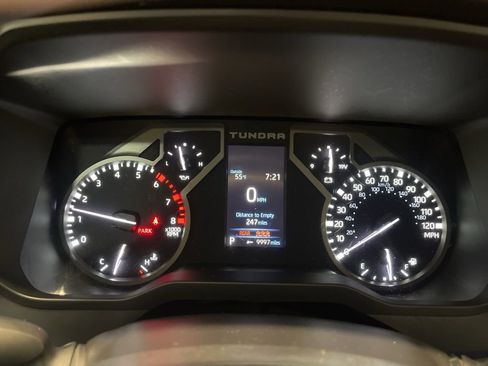 Used 2022 Toyota Tundra SR5 w/ SR5 Convenience Package image 21