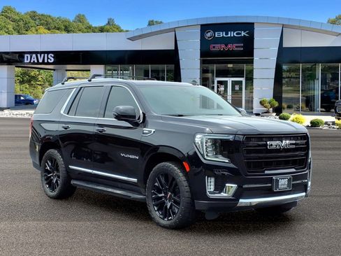 Used 2022 GMC Yukon SLT AWD/4WD image 1