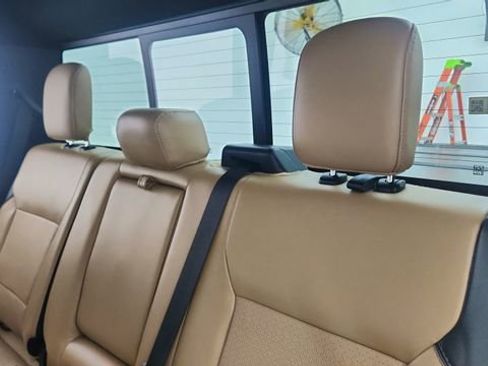 Used 2023 Ford F350 Lariat w/ Tow Technology Package image 31