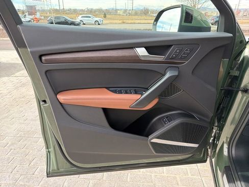 Used 2024 Audi Q5 e Premium Plus image 10