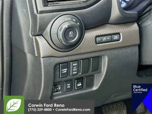 Used 2022 Nissan Titan PRO-4X w/ Pro-4x Convenience Package image 14