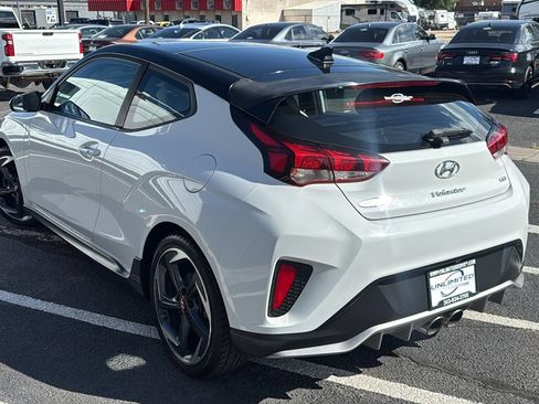 Used 2019 Hyundai Veloster Turbo Ultimate FWD image 5