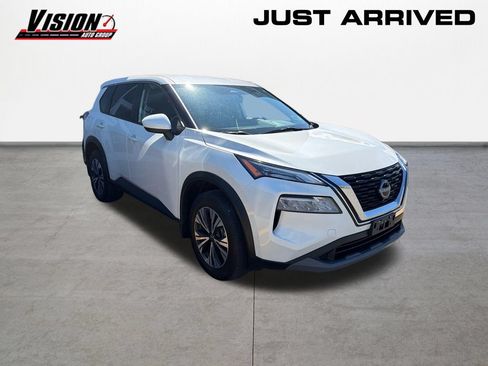 Used 2023 Nissan Rogue SV AWD/4WD image 3
