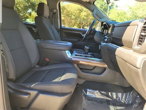 Used 2022 Chevrolet Silverado 1500 RST image 25
