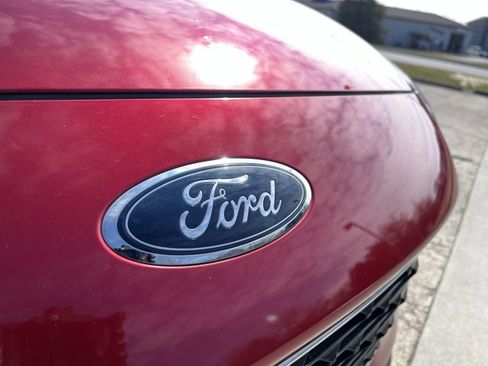 Used 2020 Ford Escape SE image 31