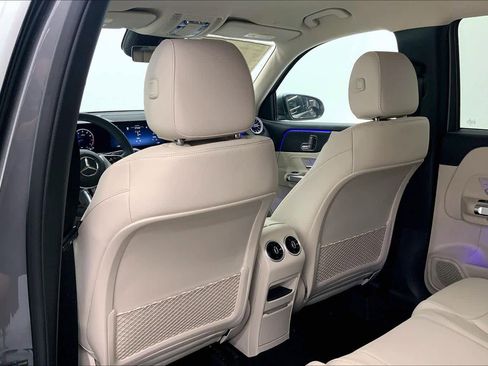 New 2026 Mercedes-Benz GLB 250 image 18