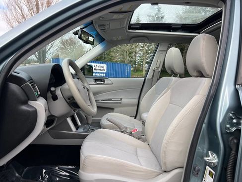 Used 2012 Subaru Forester 2.5X Premium w/ All-Weather Pkg image 9