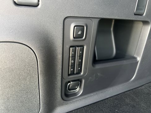 New 2025 Lincoln Navigator L Reserve w/ Jet Appearance Package image 30