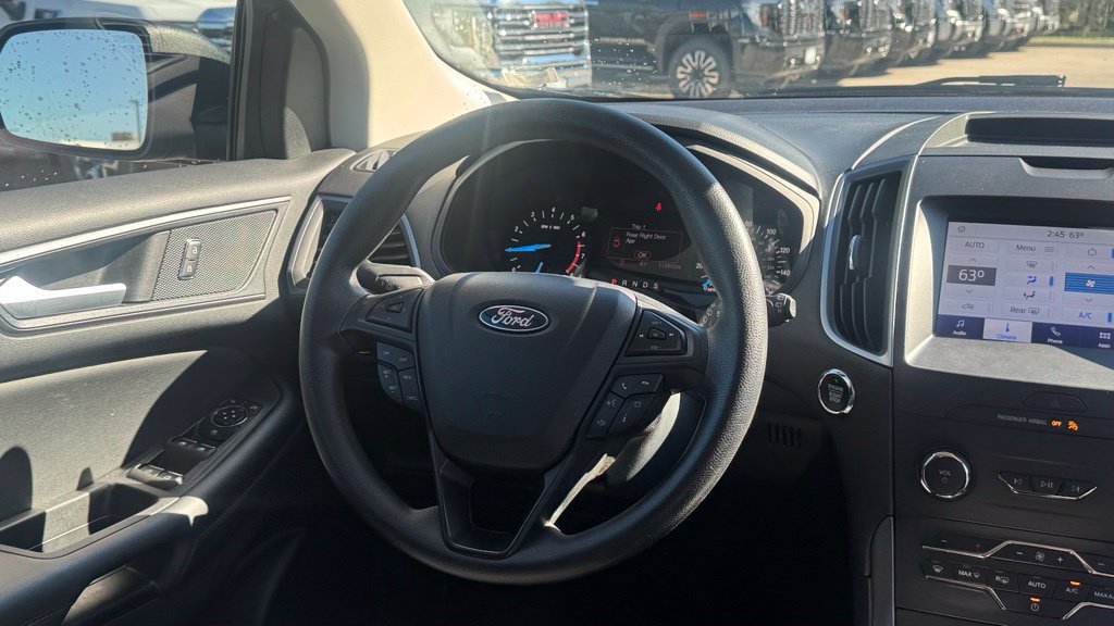 Used 2020 Ford Edge SE FWD image 14