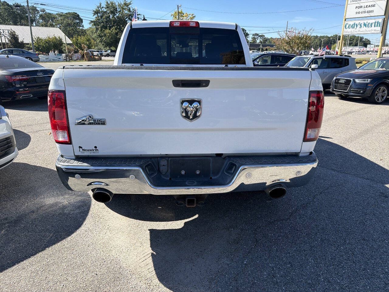 Used 2017 RAM 1500 Big Horn RWD image 6