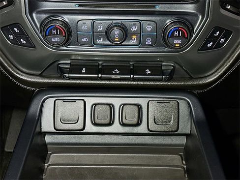 Used 2017 Chevrolet Silverado 1500 LTZ Z71 image 13