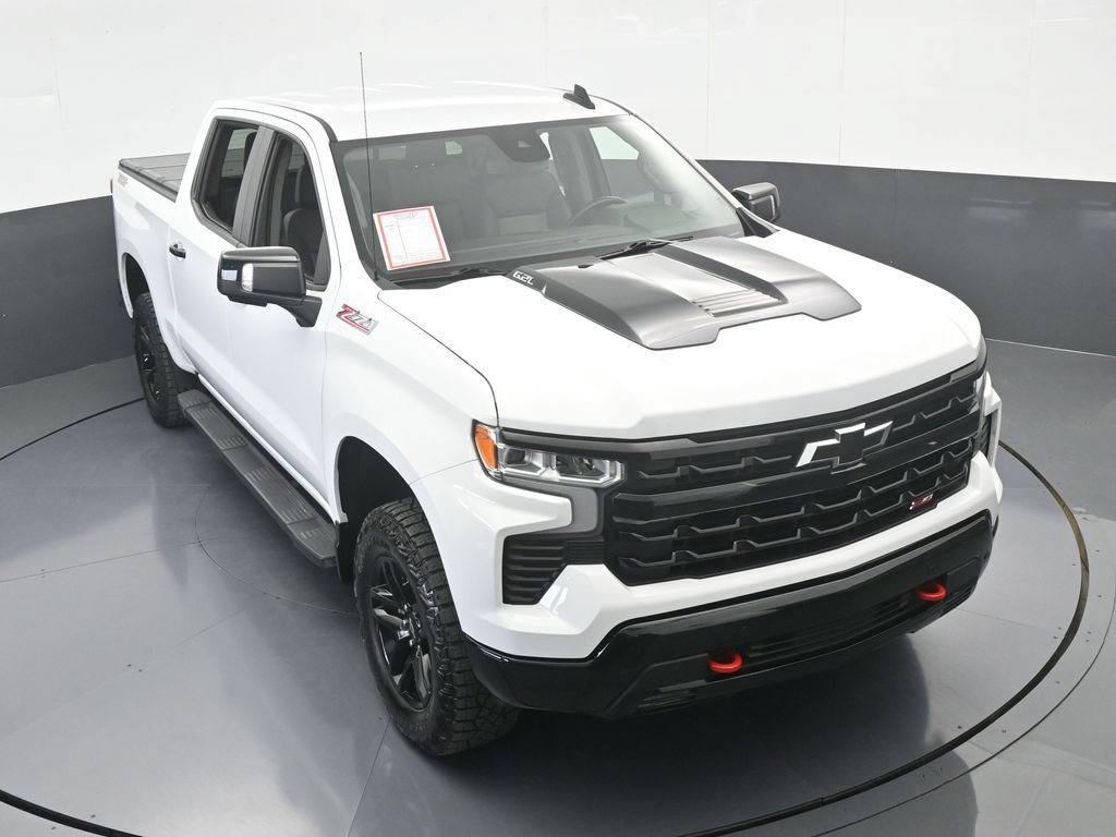 Used 2024 Chevrolet Silverado 1500 LT Trail Boss w/ LT Trail Boss Premium Package AWD/4WD image 65