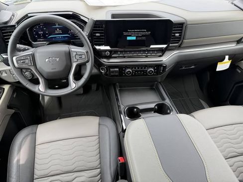 New 2026 Chevrolet Silverado 2500 ZR2 AWD/4WD image 17