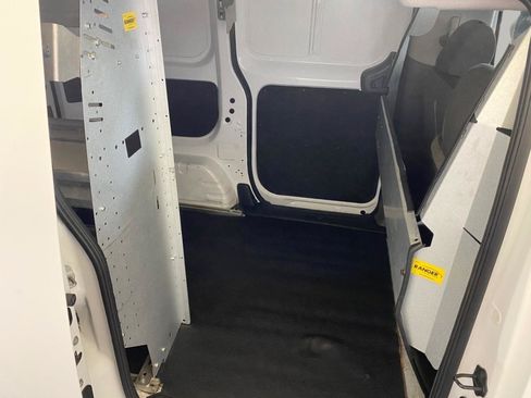 Used 2014 Nissan NV200 S FWD image 15