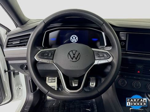 Certified 2024 Volkswagen Jetta Sport image 11