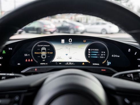 Used 2021 Porsche Taycan 4S image 23