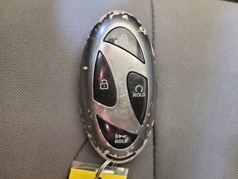 Used 2024 Hyundai Elantra SEL FWD image 32