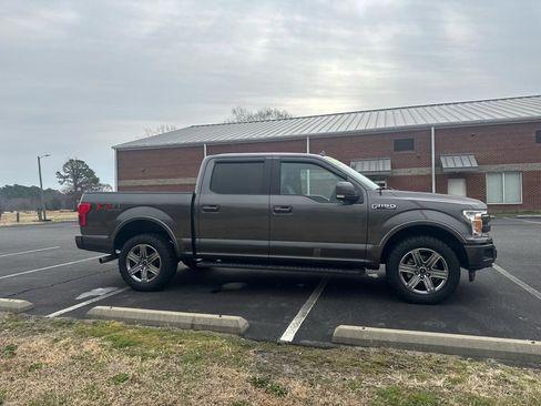 Used 2018 Ford F150 Lariat image 3