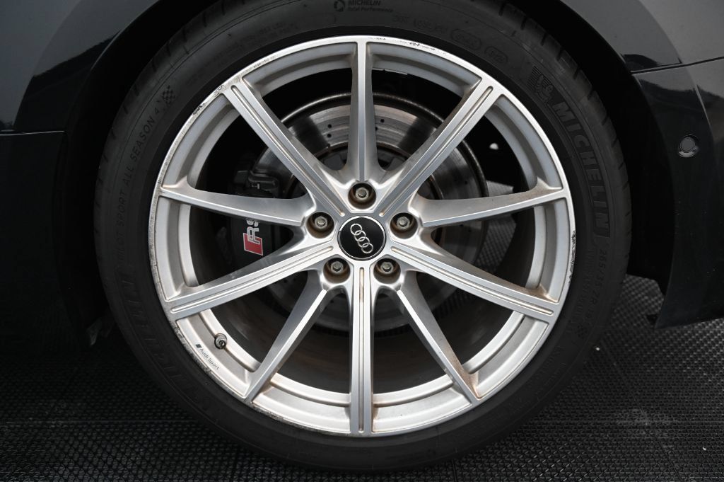 Used 2019 Audi RS 5 w/ RS Driver Assistance Package AWD/4WD image 43