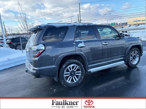 Used 2018 Toyota 4Runner Limited image 8
