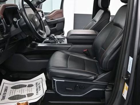 Used 2023 Ford F150 Lariat AWD/4WD image 13