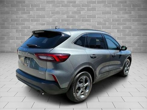 Certified 2025 Ford Escape ST-Line w/ Cold Weather Package AWD/4WD image 5