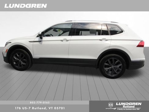 Used 2022 Volkswagen Tiguan SE image 34