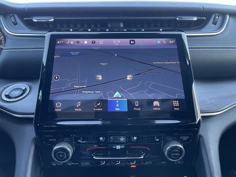 Used 2021 Jeep Grand Cherokee L Overland w/ Luxury Tech Group IV image 20