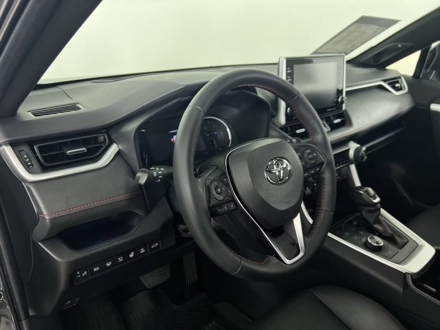 Used 2022 Toyota RAV4 XSE w/ Premium Package AWD/4WD image 10
