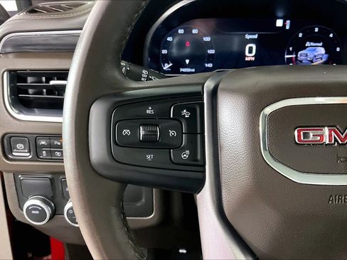 Certified 2022 GMC Yukon SLT w/ SLT Premium Package RWD image 23