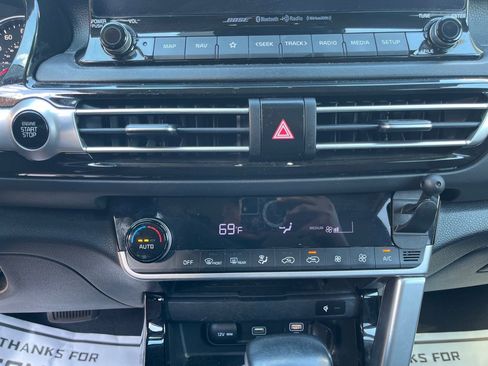 Used 2021 Kia Seltos SX image 11