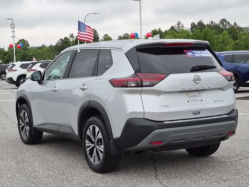 Used 2023 Nissan Rogue SV AWD/4WD image 4