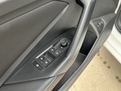 Certified 2025 Volkswagen Jetta S image 14